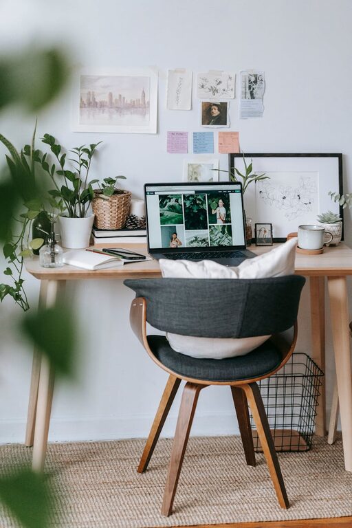 Tips for Creating a Relaxing Home Workspace to Boost Productivity and Comfort